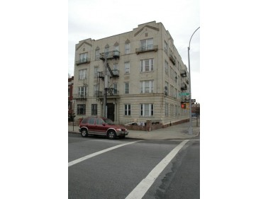 1552 President Street